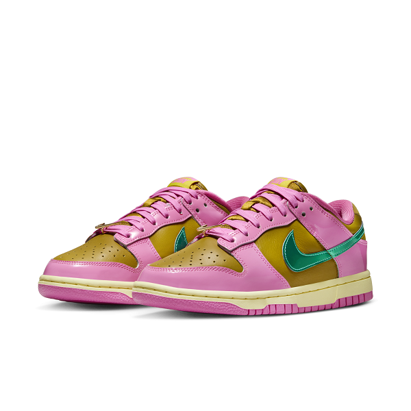 Nike Dunk Low Parris Goebel Quick Strike-1.png
