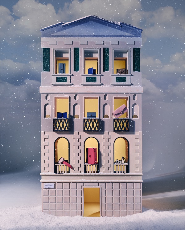 23-SH-VALEXTRA-STILL_SHOT_03-008 1.jpg