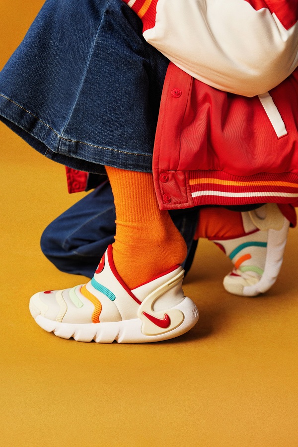 Nike Dynamo Go EasyOn.jpg