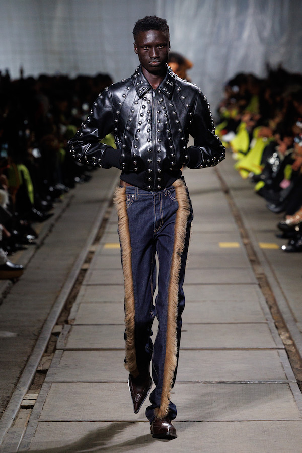 Alexander_McQueen_RTW_AW24_Look_20.jpg