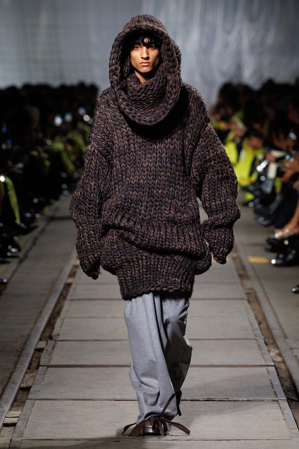 Alexander_McQueen_RTW_AW24_Look_31.jpg