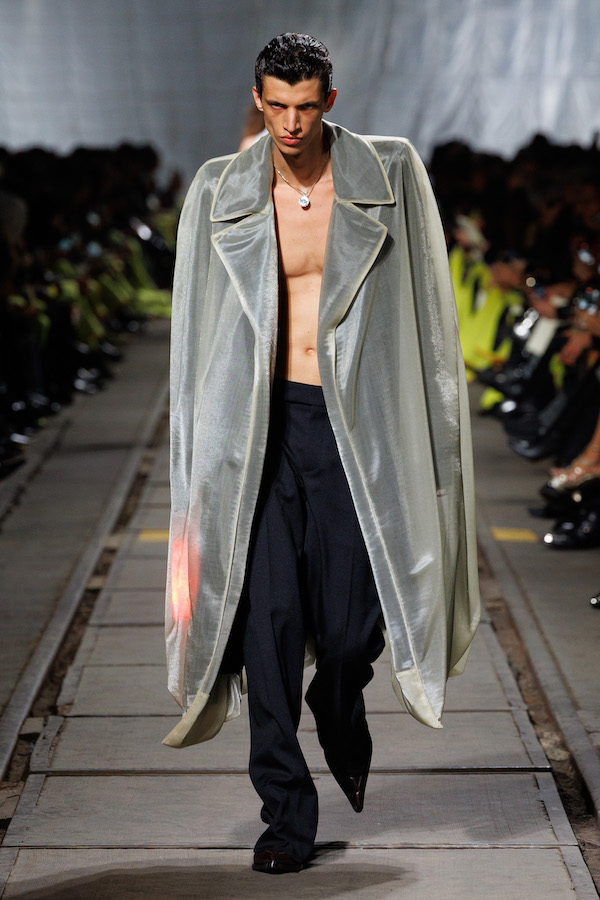 Alexander_McQueen_RTW_AW24_Look_36.jpg