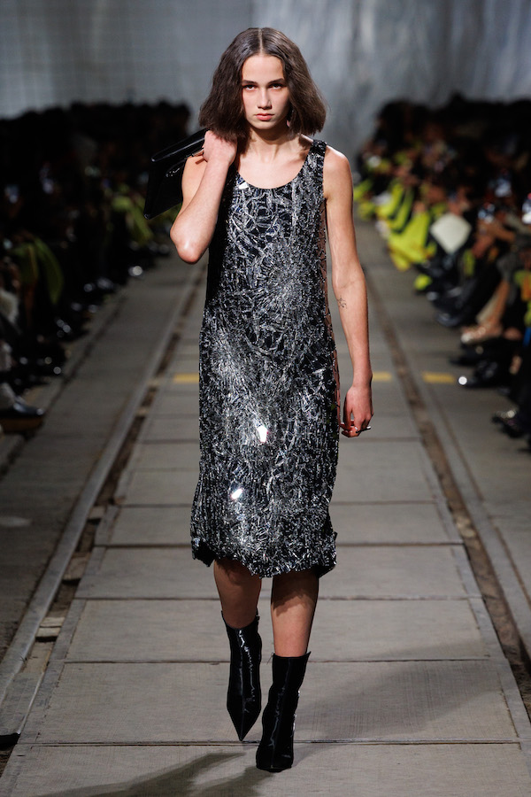 Alexander_McQueen_RTW_AW24_Look_44.jpg