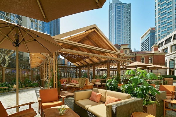 the sukhothai garden 1.jpg