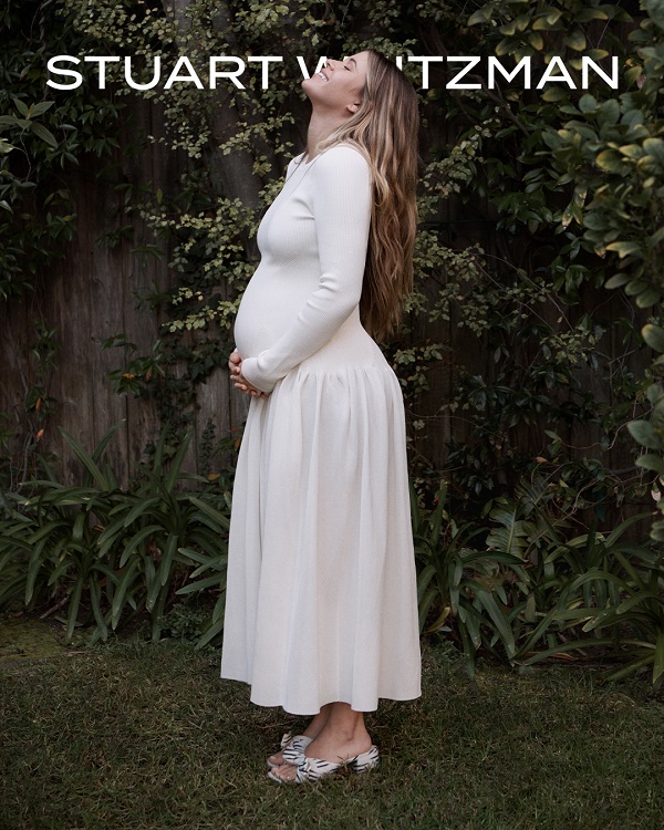 20240429203128hibpj.jpg 索菲亚·里奇呈献SOFIA胶囊系列鞋履LOGO版 (4).jpg