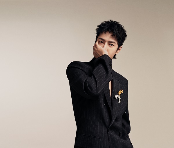 LOEWE罗意威全球品牌代言人王一博_6.jpg