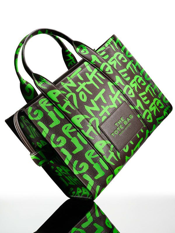 【新闻稿】MARC-JACOBS-X-Stephen-Sprouse限定系列THE-TOTE-BAG-2.jpg