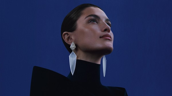 Boucheron宝诗龙Carte Blanche, Or Bleu高级珠宝系列_Iceberg吊坠耳环_16-9.jpg