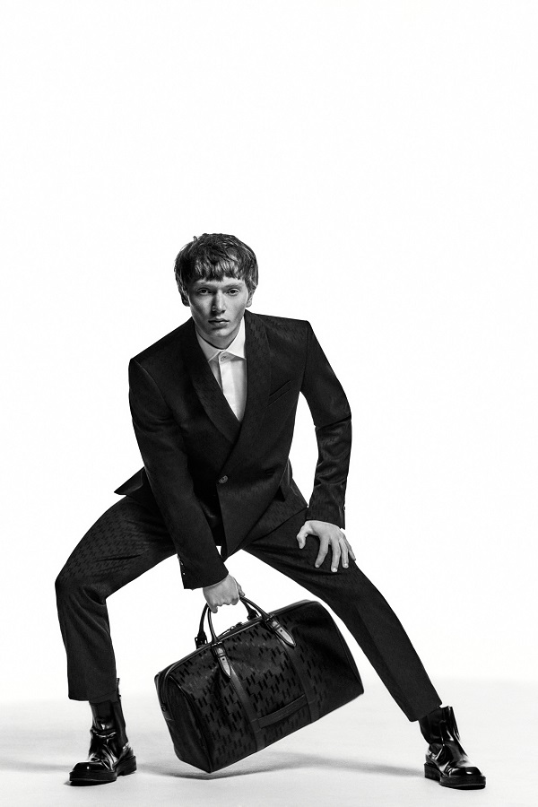 20240918235135yjagx.jpg 模特创意——Calum Harper.jpg