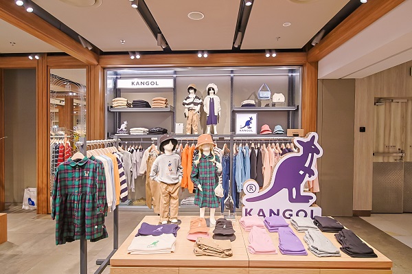 20240919220529gxmml.jpg i.t blueblock Shanghai XTD Opening 10.jpg