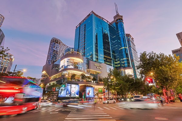 20240919220628ufuds.jpg i.t blueblock Shanghai XTD Opening 14.jpg