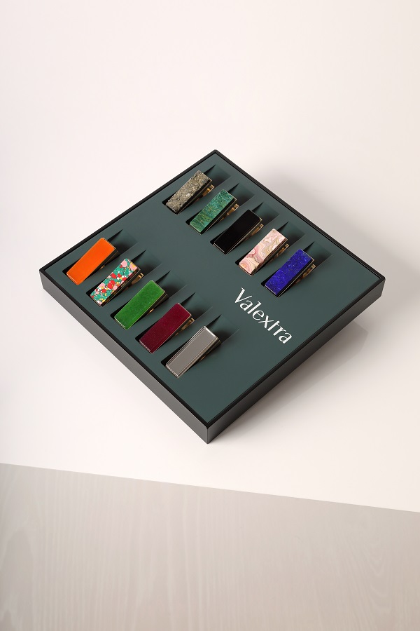 20241118214718xhojo.jpg 02 Valextra “Extraordinary Locks非凡之石”定制服务锁扣材质.jpg