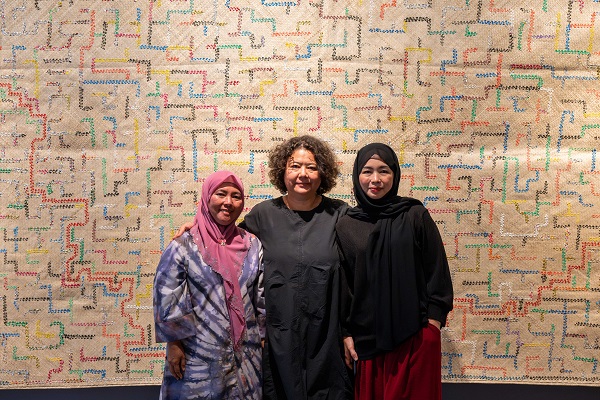 羅齊亞．賓蒂．賈拉利德，于一蘭，S·納蒂·雷托姆，Roziah Binti Jalalid, Yee I-Lann, S. Narty Raitom.jpg