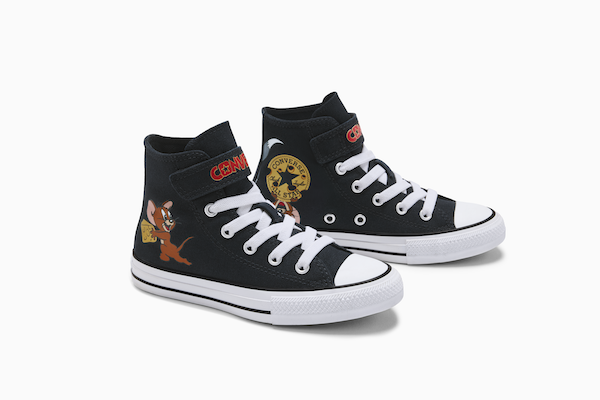 CTAS-1V-HI A15114C-HERO-LIFTEDBLACK.png