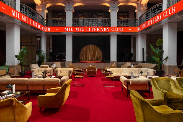 MIU MIU LITERARY CLUB 2025_Empty Space01.jpg