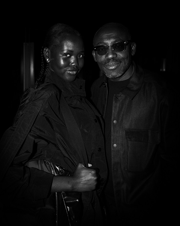 MGE_FW_2025_EE_BS_B&W_150DPI_CROP4-5_13_METGALA_CASACIPRIANI_COCKTAIL_REPORTAGE.jpg