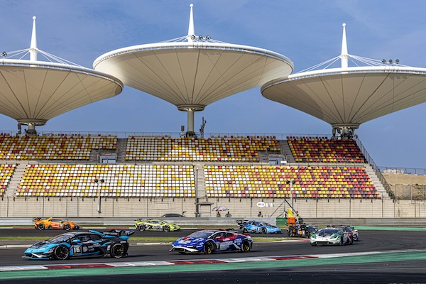 4.兰博基尼Super Trofeo亚洲挑战赛上海站再现赛道美学.jpg