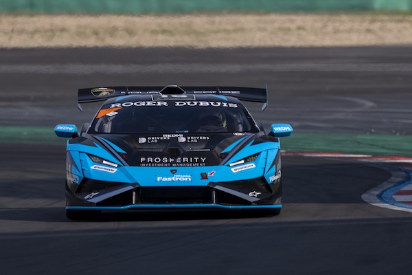 5.兰博基尼Super Trofeo亚洲挑战赛上海站再现赛道美学.jpg