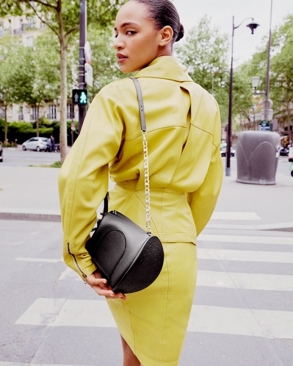 Delvaux_2025_AW25_Pin Twist_Taurillon Soft_Black.jpg
