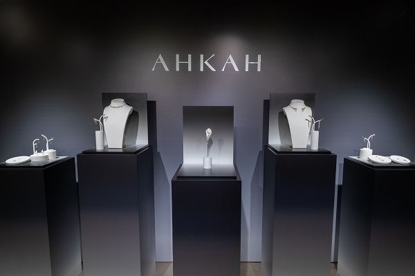 AHKAH signature chandelier系列新作-1.jpg