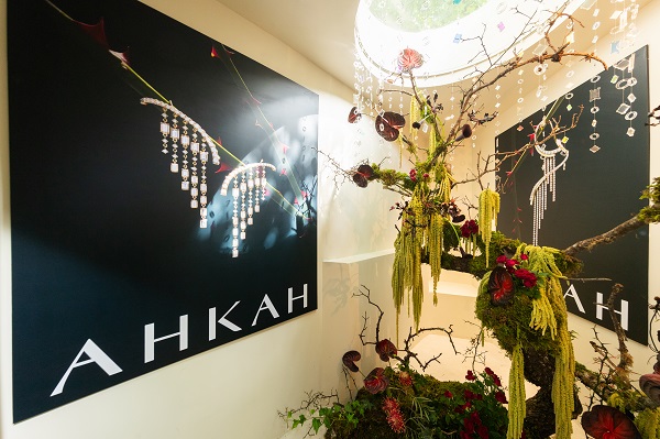 AHKAH品牌焕新重塑暨chandelier系列新品发布现场-3.jpg