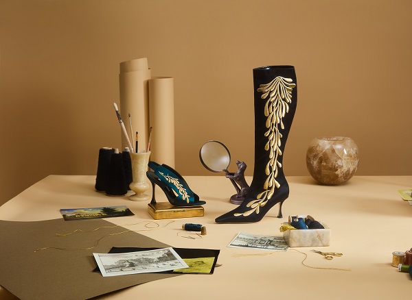 KLJ_ManoloBlahnik_AU25WSLB_10.01.25_Shot 01_MENKI-325-3002-BLCK(0015)_PANCRABONU-325-3005-DBLU(4029)_127-crop_C_SRGB.jpg