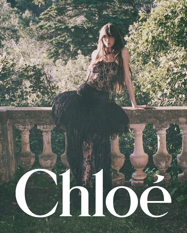 Chloé Winter 2025 Campaign - 3.jpg