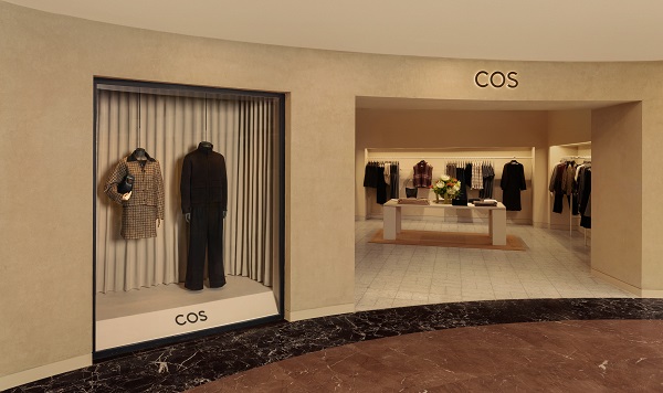 COS_NEW DELHI_01.jpg