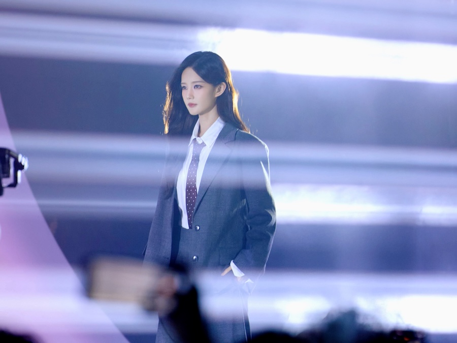 20251110163303vckgq.jpg 06 施华蔻品牌大使李一桐惊艳亮相.jpg