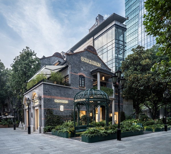 新天地旗舰店外立面(日景) 01.jpg