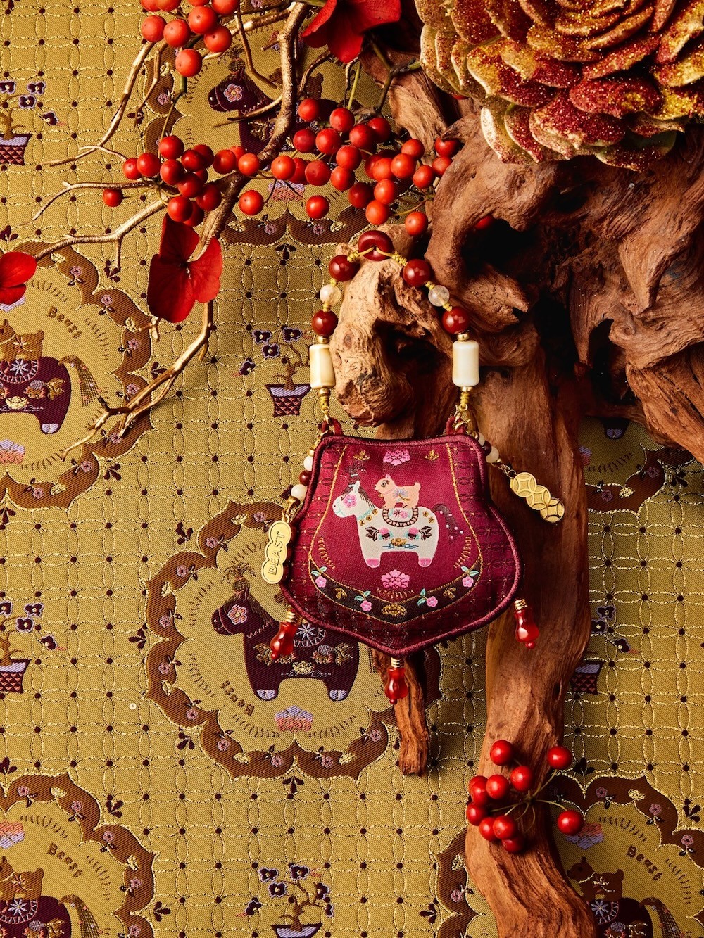 5. ⻢上有「柴」 织标香囊.jpg