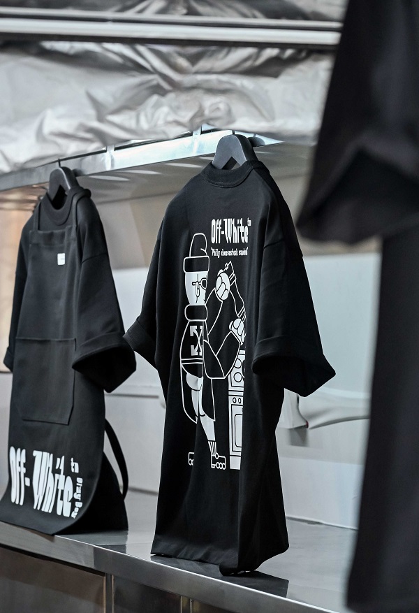 Off-White™ × Bizy Boy 06.jpg