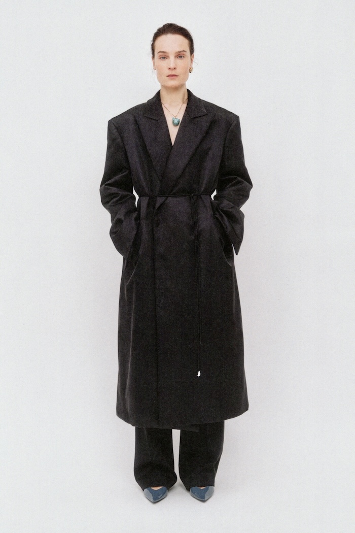 LOOK 1.jpg